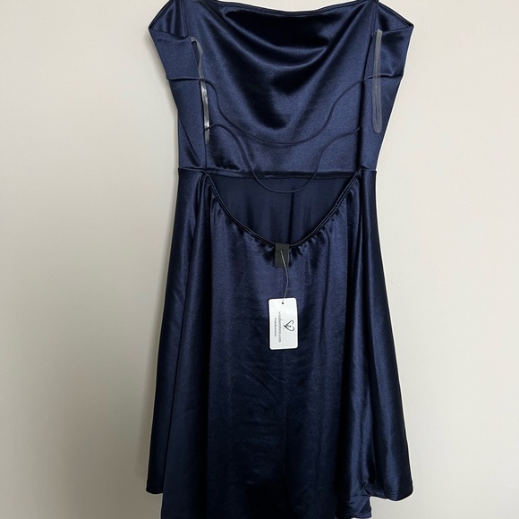 NWT Windsor Mini Dress - Picture 2 of 4